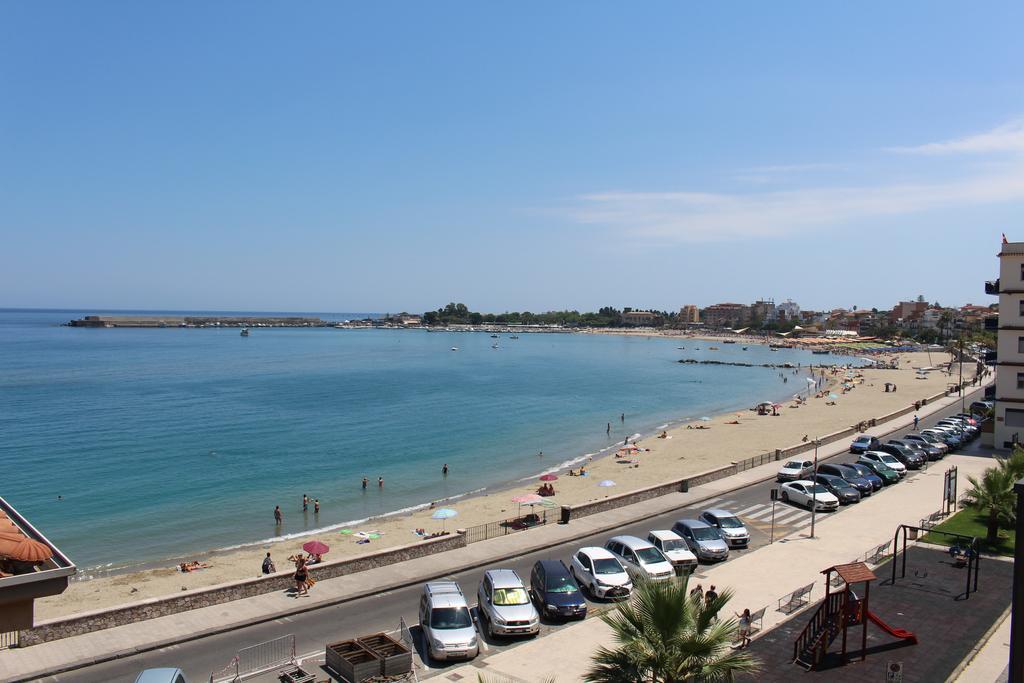 Hotel Villa Mora Giardini-Naxos Exterior foto