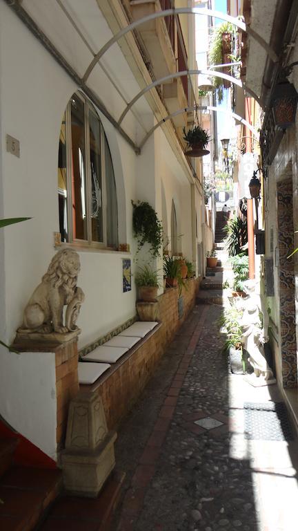 Hotel Villa Mora Giardini-Naxos Exterior foto