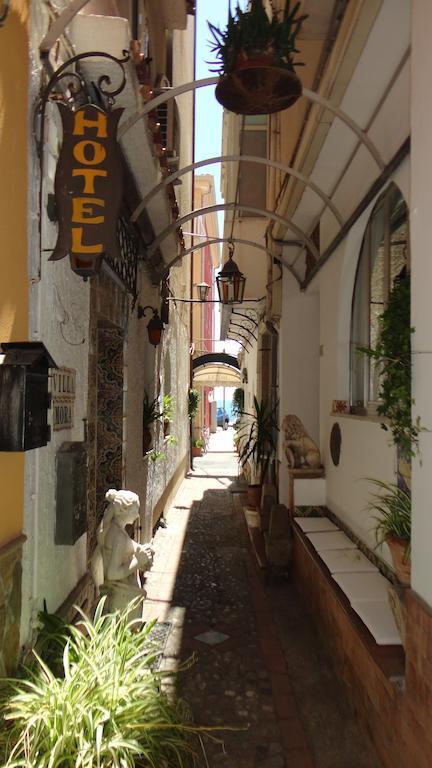 Hotel Villa Mora Giardini-Naxos Exterior foto
